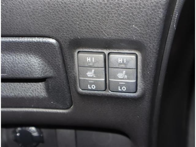 エスクァイア ハイブリッドＧｉ　フルセグ　メモリーナビ　ＤＶＤ再生　ミュージックプレイヤー接続可　後席モニター　バックカメラ　衝突被害軽減システム　ＥＴＣ　両側電動スライド　ＬＥＤヘッドランプ　乗車定員７人　３列シート　ワンオーナー（18枚目）