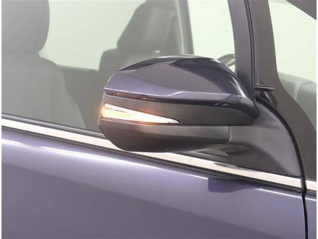 エスクァイア ハイブリッドＧｉ　フルセグ　メモリーナビ　ＤＶＤ再生　ミュージックプレイヤー接続可　後席モニター　バックカメラ　衝突被害軽減システム　ＥＴＣ　両側電動スライド　ＬＥＤヘッドランプ　乗車定員７人　３列シート　ワンオーナー（25枚目）