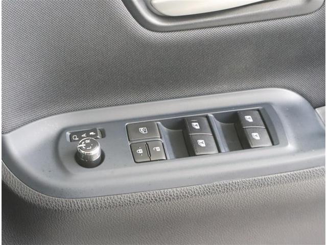 ノア Ｓｉ　フルセグ　メモリーナビ　ＤＶＤ再生　バックカメラ　衝突被害軽減システム　ＥＴＣ　ドラレコ　電動スライドドア　ＬＥＤヘッドランプ　ウオークスルー　乗車定員８人　３列シート（24枚目）