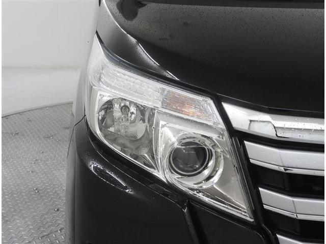 ノア Ｓｉ　フルセグ　メモリーナビ　ＤＶＤ再生　バックカメラ　衝突被害軽減システム　ＥＴＣ　ドラレコ　電動スライドドア　ＬＥＤヘッドランプ　ウオークスルー　乗車定員８人　３列シート（29枚目）