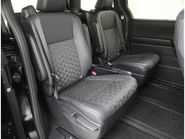 ヴォクシー Ｓ－Ｚ　フルセグ　メモリーナビ　ＤＶＤ再生　後席モニター　バックカメラ　衝突被害軽減システム　ＥＴＣ　両側電動スライド　ＬＥＤヘッドランプ　ウオークスルー　乗車定員７人　３列シート　ワンオーナー（8枚目）