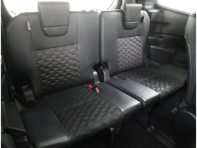 ヴォクシー Ｓ－Ｚ　フルセグ　メモリーナビ　ＤＶＤ再生　後席モニター　バックカメラ　衝突被害軽減システム　ＥＴＣ　両側電動スライド　ＬＥＤヘッドランプ　ウオークスルー　乗車定員７人　３列シート　ワンオーナー（9枚目）