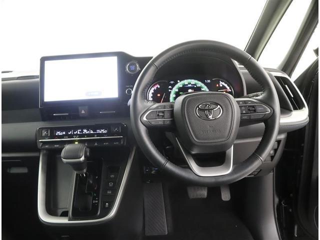 ヴォクシー Ｓ－Ｚ　フルセグ　メモリーナビ　ＤＶＤ再生　後席モニター　バックカメラ　衝突被害軽減システム　ＥＴＣ　両側電動スライド　ＬＥＤヘッドランプ　ウオークスルー　乗車定員７人　３列シート　ワンオーナー（13枚目）