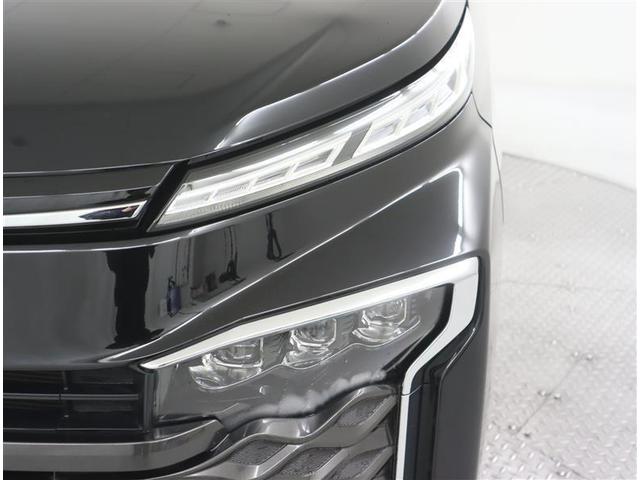 ヴォクシー Ｓ－Ｚ　フルセグ　メモリーナビ　ＤＶＤ再生　後席モニター　バックカメラ　衝突被害軽減システム　ＥＴＣ　両側電動スライド　ＬＥＤヘッドランプ　ウオークスルー　乗車定員７人　３列シート　ワンオーナー（36枚目）