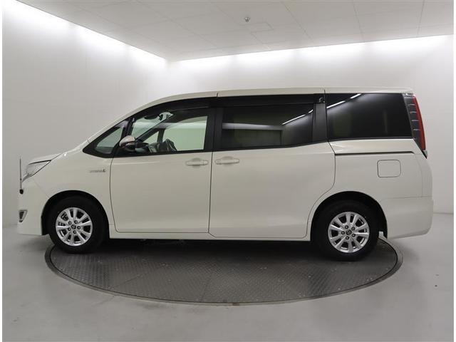 ノア ハイブリッドＧ　当社下取り車両　ＴＯＹＯＴＡ認定中古車　ナビ　バックカメラ　フルセグ　ＥＴＣ　シートヒーター　両側電動スライドドア　クルーズコントロール（6枚目）