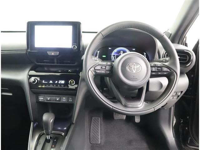 ヤリスクロス ハイブリッドＺ　当社下取りワンオーナー　ＴＯＹＯＴＡ認定中古車　フルセグ　ミュージックプレイヤー接続可　バックカメラ　トヨタセーフティセンス　ＥＴＣ　ドライブレコーダー（11枚目）