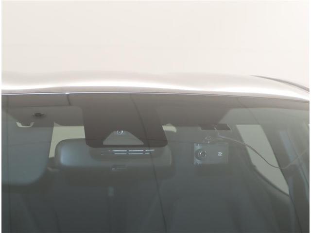 ヤリス ハイブリッドＧ　当社下取りワンオーナー車　ＴＯＹＯＴＡ認定中古車　ディスプレイオーディオ　ＤＶＤ再生　ミュージックプレイヤー接続可　バックカメラ　衝突被害軽減システム　ドラレコ　ＬＥＤヘッドランプ　ワンオーナー（9枚目）