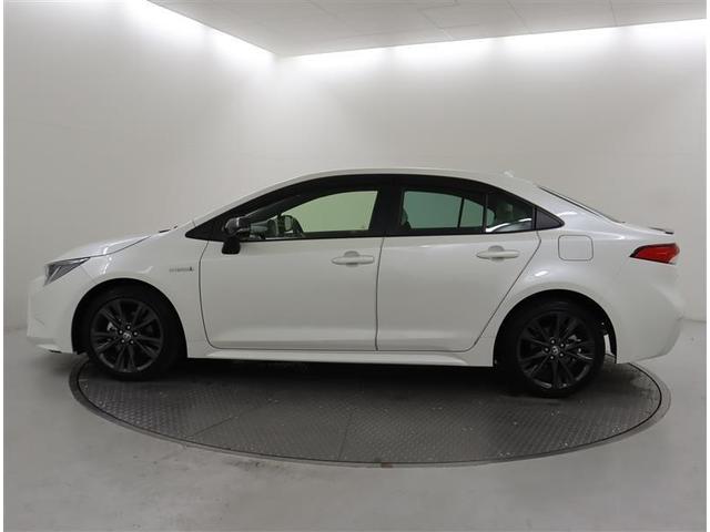 カローラ ハイブリッド　ダブルバイビー　当社下取りワンオーナー車　ＴＯＹＯＴＡ認定中古車　メモリーナビ　ミュージックプレイヤー接続可　バックカメラ　衝突被害軽減システム　ＥＴＣ　ドラレコ　ＬＥＤヘッドランプ　ワンオーナー（6枚目）
