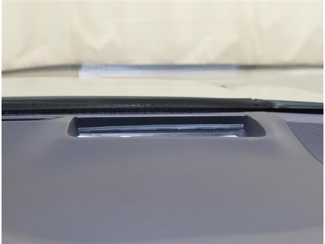 カローラ ハイブリッド　ダブルバイビー　当社下取りワンオーナー車　ＴＯＹＯＴＡ認定中古車　メモリーナビ　ミュージックプレイヤー接続可　バックカメラ　衝突被害軽減システム　ＥＴＣ　ドラレコ　ＬＥＤヘッドランプ　ワンオーナー（24枚目）