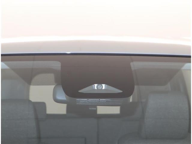 シエンタ ハイブリッドＺ　当社下取りワンオーナー　ＴＯＹＯＴＡ認定中古車　フルセグ　メモリーナビ　ミュージックプレイヤー接続可　バックカメラ　衝突被害軽減システム　ＥＴＣ　ドラレコ　両側電動スライド　ＬＥＤヘッドランプ（8枚目）