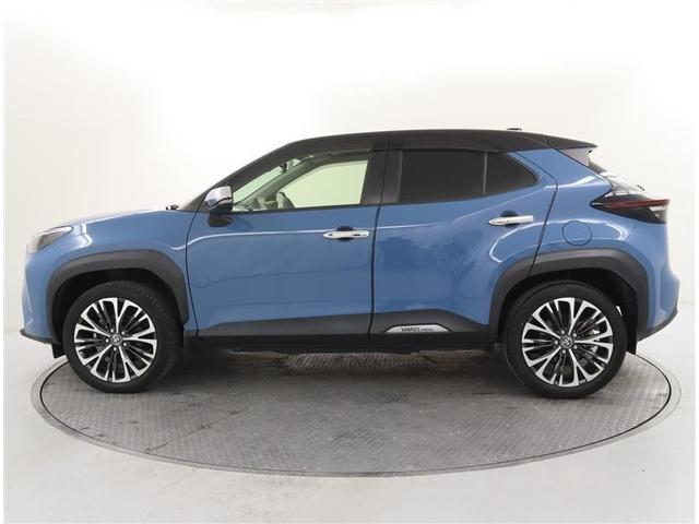 ヤリスクロス ハイブリッドＺ　当社下取りワンオーナー　ＴＯＹＯＴＡ認定中古車　４ＷＤ　フルセグ　メモリーナビ　ミュージックプレイヤー接続可　バックカメラ　衝突被害軽減システム　ＥＴＣ　ドラレコ　ＬＥＤヘッドランプ（6枚目）