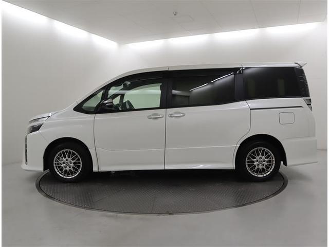 ヴォクシー ハイブリッドＺＳ　煌ＩＩＩ　１オーナー認定車／バッテリーチケット／スマートキー２個／メモリーナビ・ＤＶＤ地デジ・ＢＴ／バックカメラ／シートヒーター／クルコン／衝突被害軽減／障害物センサー／ＥＴＣ／両側電動スライド／ＬＥＤ・ＡＨＢ（2枚目）