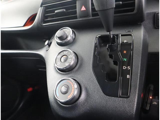 シエンタ Ｘ　／１オーナー／トヨタ保証付き／車検付／バッテリーチケット／ドラレコ／メモリーナビ・１セグ・ＢＴ・ＡＵＸ外部入力／バックカメラ／車線逸脱防止・衝突被害軽減／ＥＴＣ／電動スライドドア／自動ハイビーム／３列（26枚目）