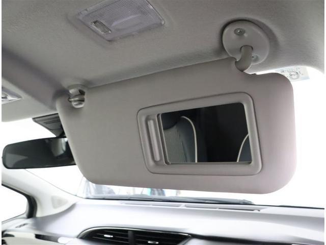 ヴィッツ ジュエラ　１オーナー／トヨタ保証付／記録簿／スマートキー２個／バッテリーチケット／メモリーナビ・ＤＶＤ・地デジ・ＢＴ・ＳＤ録音／バックカメラ／衝突被害軽減システム／ＥＴＣ／左前フロア凹み・キズあり修復歴扱い車（31枚目）