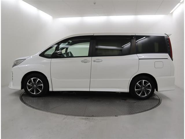 ノア Ｓｉ　ダブルバイビーＩＩＩ　１オーナー認定／走行約１．２万キロ／１０型大画面ナビ・ＤＶＤ・地デジ・ＢＴ／バックカメラ／衝突被害軽減／障害物センサー／ＥＴＣ／両側電動スライド／ＬＥＤ・ＡＨＢ／クルコン／盗難防止警報器／スマキー２個（3枚目）