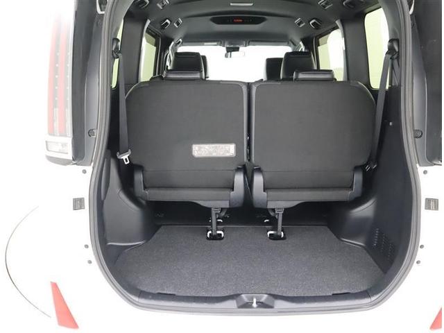 ノア Ｓｉ　ダブルバイビーＩＩＩ　１オーナー認定／走行約１．２万キロ／１０型大画面ナビ・ＤＶＤ・地デジ・ＢＴ／バックカメラ／衝突被害軽減／障害物センサー／ＥＴＣ／両側電動スライド／ＬＥＤ・ＡＨＢ／クルコン／盗難防止警報器／スマキー２個（12枚目）