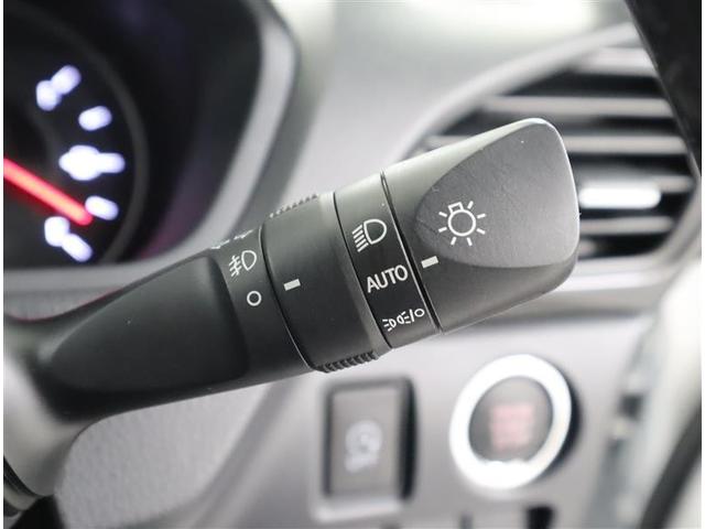 ノア Ｓｉ　ダブルバイビーＩＩＩ　１オーナー認定／走行約１．２万キロ／１０型大画面ナビ・ＤＶＤ・地デジ・ＢＴ／バックカメラ／衝突被害軽減／障害物センサー／ＥＴＣ／両側電動スライド／ＬＥＤ・ＡＨＢ／クルコン／盗難防止警報器／スマキー２個（23枚目）