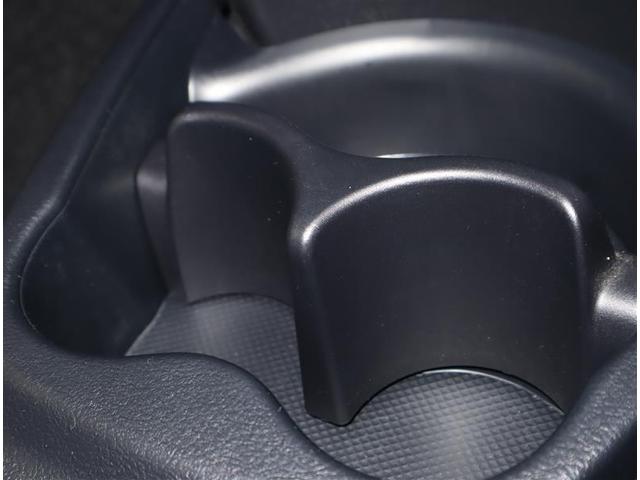 ヴィッツ F 1オーナー/トヨタ保証付/走行約2万キロ/記録簿/バッテリーチケット/CD・AMFM・USB・ミュージックプレイヤー接続可/車線逸脱防止・衝突被害軽減システム/ETC/LEDライト・自動ハイビーム(14枚目)