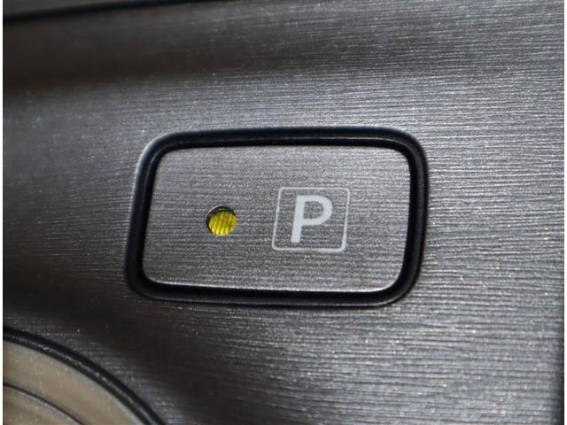 プリウス S ミュージックプレイヤー接続可 HIDヘッドライト ワンオーナー 記録簿(14枚目)