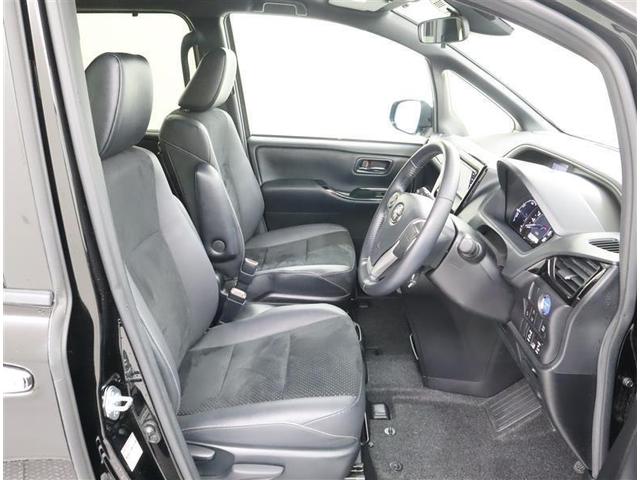 ヴォクシー ハイブリッドZS 煌III ワンセグ メモリーナビ ミュージックプレイヤー接続可 バックカメラ 衝突被害軽減システム ETC 両側電動スライド LEDヘッドランプ 乗車定員7人 3列シート ワンオーナー フルエアロ 記録簿(5枚目)