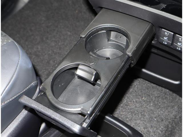 ヴォクシー ハイブリッドZS 煌III ワンセグ メモリーナビ ミュージックプレイヤー接続可 バックカメラ 衝突被害軽減システム ETC 両側電動スライド LEDヘッドランプ 乗車定員7人 3列シート ワンオーナー フルエアロ 記録簿(6枚目)