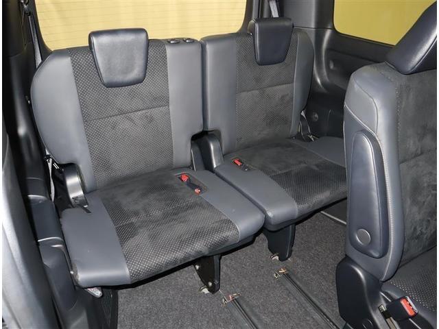 ヴォクシー ハイブリッドZS 煌III ワンセグ メモリーナビ ミュージックプレイヤー接続可 バックカメラ 衝突被害軽減システム ETC 両側電動スライド LEDヘッドランプ 乗車定員7人 3列シート ワンオーナー フルエアロ 記録簿(9枚目)