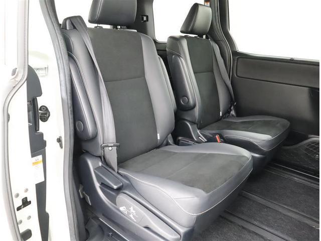 ノア ハイブリッドSi ダブルバイビーII 1オーナー/10型大画面ナビ・DVD・地デジ・BT・HDMI/後席モニター/バックカメラ/シートヒーター/クルコン/衝突被害軽減/障害物センサー/ETC/両側電動スライド/LED・AHB/スマキー2個(9枚目)