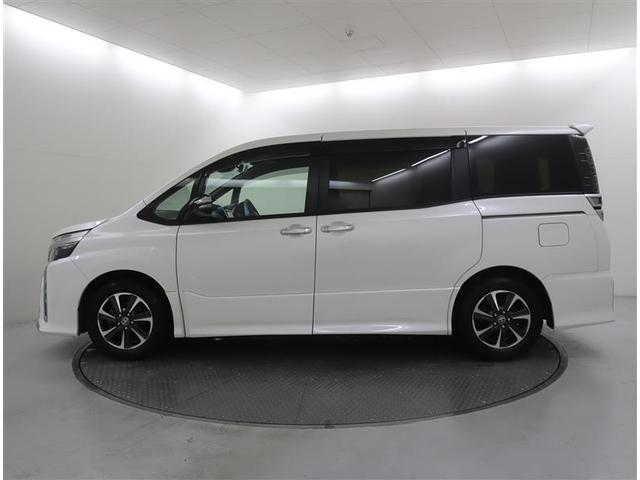 ヴォクシー ＺＳ　煌ＩＩＩ　トヨタ認定車／走行約２．８万キロ／９型大画面ナビ・ＤＶＤ・地デジ・ＢＴ・ＳＤ録音／後席モニター／バックカメラ／衝突被害軽減／障害物センサー／ＥＴＣ／両側電動スライド／ＬＥＤ・ＡＨＢ／スマートキー２個（2枚目）