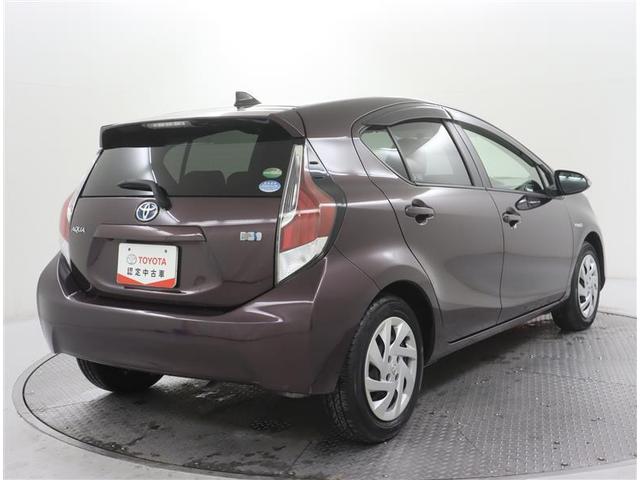 アクア S 1オーナー認定車/走行約5.7万キロ/記録簿/メモリーナビ・DVD・地デジ・BT/バックカメラ/盗難防止警報器オートアラーム/ETC/LEDヘッドランプ/スマートキー2個/ハイブリッド保証付き(3枚目)