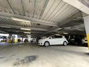 ご成約後、ご納車まで屋根付きのスペースで大切に保管いたします。