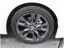 アルミホイールを装備!おしゃれなデザインだけでなく、鉄のホイールと比べて足元が軽くなり燃費向上にも貢献!
