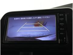 『バックガイドモニター』走行ラインを誘導してくれる補助線もありますので車庫入れが苦手な方も楽ちんです！！ 6