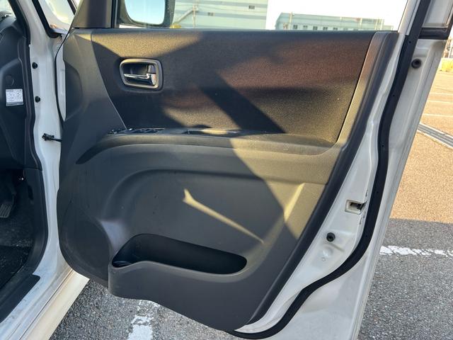 デリカＤ：２ Ｓ　Ｓ　ユーザー様買取　ＤＩＡＴＯＮＥ　ＳＯＵＮＤナビ　ＴＶ　バックカメラ　Ｂｌｕｅｔｏｏｔｈ　両側パワースライドドア　スマートキー２　プッシュスタート　オートエアコン　車検２年　ＨＩＤ　盗難防止システム（30枚目）