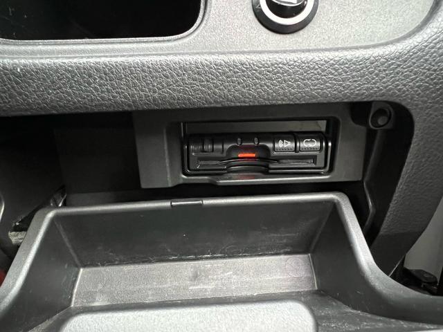 セレナ ハイウェイスター　Ｖセレクション　ユーザー様買取車　社外ナビ　ＴＶ　Ｂｌｕｅｔｏｏｔｈ　ＥＴＣ　バックカメラ　ドライブレコーダー　スマートキー　プッシュスタート　クルーズコントロール　ドアバイザー　車検２年　両側パワースライドドア（23枚目）