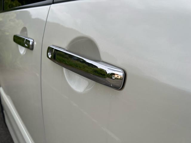 セレナ ハイウェイスター　Ｖセレクション　ユーザー様買取車　社外ナビ　ＴＶ　Ｂｌｕｅｔｏｏｔｈ　ＥＴＣ　バックカメラ　ドライブレコーダー　スマートキー　プッシュスタート　クルーズコントロール　ドアバイザー　車検２年　両側パワースライドドア（71枚目）