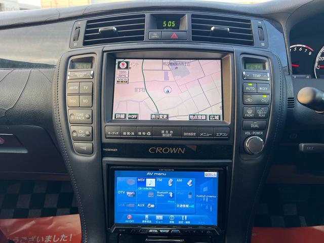 クラウン アスリート　プレミアム５０ｔｈエディション　２５００ＣＣ　車高調　マルチ　ナビ　Ｂｌｕｅｔｏｏｔｈ　Ｂモニター　社外１９インチＡＷ　カールソン１１／１　エイムゲインマフラー　パワーシート　ＥＴＣ　ＨＩＤ　オートエアコン　ＡＢＳ（17枚目）
