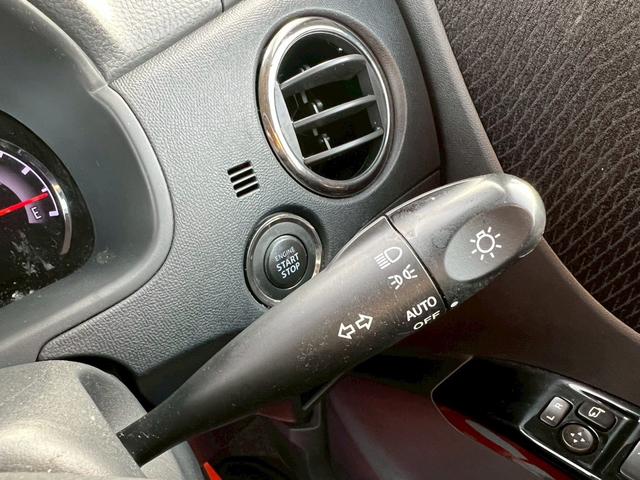 パレットＳＷ ＸＳ　ユーザー様買取車　ナビ　ＴＶ　バックモニター　ＥＴＣ　スマートキー　プッシュスタート　オートエアコン　ドライブレコーダー　ＨＩＤ　ベンチシート　フルフラット　運転席助手席エアバック　衝突安全ボディ（18枚目）