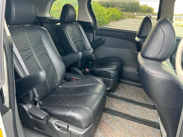 エスティマ アエラス レザーパッケージ ユーザー様買取車 ナビ TV Bluetooth バックモニター ETC スマートキー2本 革シート オットマン パワーシート シートヒーター 盗難防止システム HID 衝突安全ボディ ダブルエアコン(32枚目)