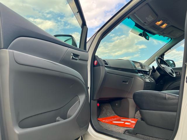 エスティマ アエラス レザーパッケージ ユーザー様買取車 ナビ TV Bluetooth バックモニター ETC スマートキー2本 革シート オットマン パワーシート シートヒーター 盗難防止システム HID 衝突安全ボディ ダブルエアコン(35枚目)