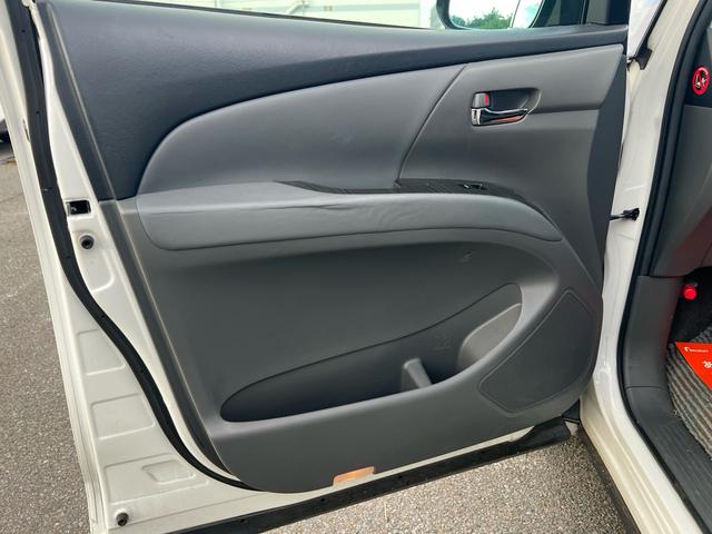 エスティマ アエラス レザーパッケージ ユーザー様買取車 ナビ TV Bluetooth バックモニター ETC スマートキー2本 革シート オットマン パワーシート シートヒーター 盗難防止システム HID 衝突安全ボディ ダブルエアコン(71枚目)