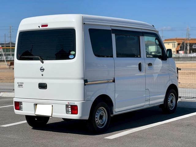 ＮＶ１００クリッパーバン ＤＸ　平成２９年式　クリッパーバン　ＭＴ　スペリアホワイト　　ＤＸ　ＥＴＣ　ドライブレコーダー　ＥＴＣ　ＡＭ／ＦＭラジオ　ＵＶカットガラス　走行距離８９７００キロ　車検令和８年１月（12枚目）