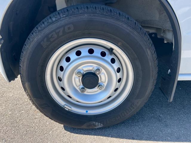 ＮＶ１００クリッパーバン ＤＸ　平成２９年式　クリッパーバン　ＭＴ　スペリアホワイト　　ＤＸ　ＥＴＣ　ドライブレコーダー　ＥＴＣ　ＡＭ／ＦＭラジオ　ＵＶカットガラス　走行距離８９７００キロ　車検令和８年１月（51枚目）