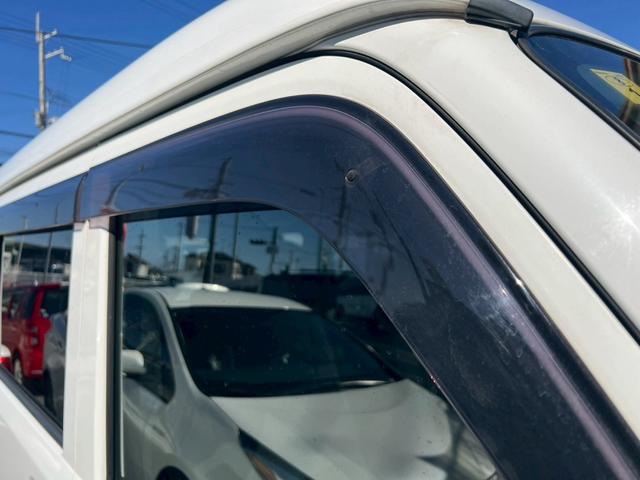 ＮＶ１００クリッパーバン ＤＸ　平成２９年式　クリッパーバン　ＭＴ　スペリアホワイト　　ＤＸ　ＥＴＣ　ドライブレコーダー　ＥＴＣ　ＡＭ／ＦＭラジオ　ＵＶカットガラス　走行距離８９７００キロ　車検令和８年１月（58枚目）