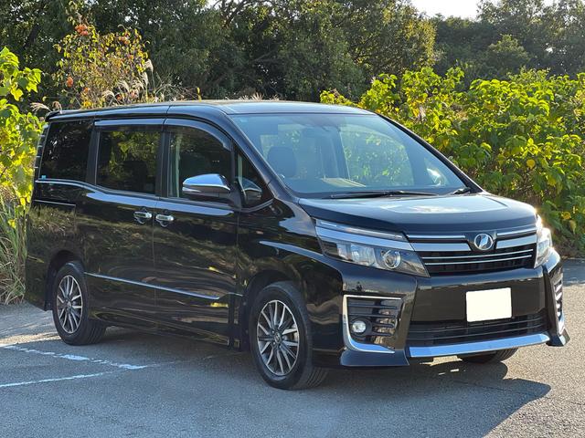 ヴォクシー ZS 煌II ユーザー様買取車 ナビ TV Bluetoothオーディオ CD DVD バックモニター フリップダウン ETC スマートキー2本 プッシュスタート オートエアコン オートマチックハイビーム ESC(7枚目)