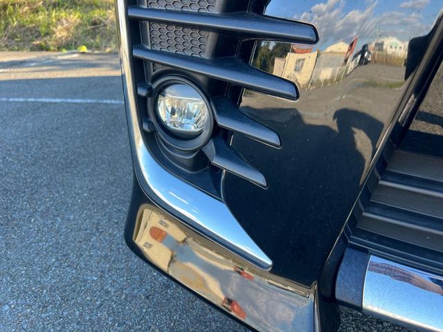 ヴォクシー ZS 煌II ユーザー様買取車 ナビ TV Bluetoothオーディオ CD DVD バックモニター フリップダウン ETC スマートキー2本 プッシュスタート オートエアコン オートマチックハイビーム ESC(50枚目)