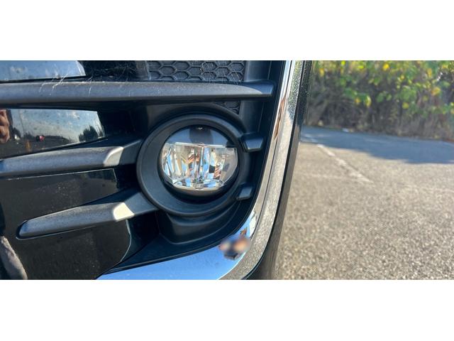 ヴォクシー ZS 煌II ユーザー様買取車 ナビ TV Bluetoothオーディオ CD DVD バックモニター フリップダウン ETC スマートキー2本 プッシュスタート オートエアコン オートマチックハイビーム ESC(51枚目)