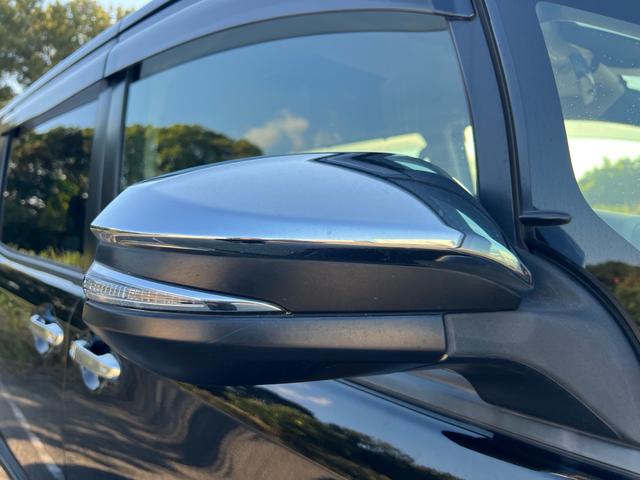 ヴォクシー ZS 煌II ユーザー様買取車 ナビ TV Bluetoothオーディオ CD DVD バックモニター フリップダウン ETC スマートキー2本 プッシュスタート オートエアコン オートマチックハイビーム ESC(55枚目)