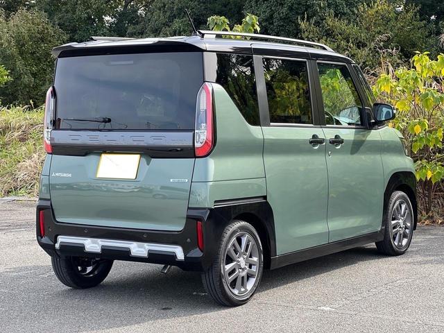 デリカミニ Ｔ　プレミアム　リミテッドエディション　アラウンドビューモニター　ナビ　ＴＶ　バックモニター　ダウンヒルアシストコントロール　ステアリングヒーター　シートヒーター　レーダークルーズコントロール　車線維持支援機能　オートマチック　スマートキー（12枚目）