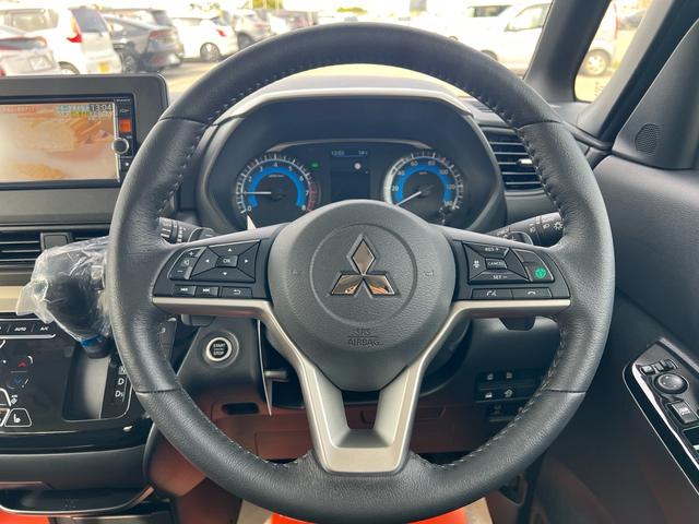 デリカミニ Ｔ　プレミアム　リミテッドエディション　アラウンドビューモニター　ナビ　ＴＶ　バックモニター　ダウンヒルアシストコントロール　ステアリングヒーター　シートヒーター　レーダークルーズコントロール　車線維持支援機能　オートマチック　スマートキー（15枚目）