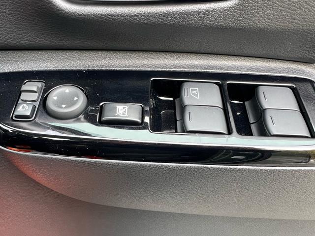 デリカミニ Ｔ　プレミアム　リミテッドエディション　アラウンドビューモニター　ナビ　ＴＶ　バックモニター　ダウンヒルアシストコントロール　ステアリングヒーター　シートヒーター　レーダークルーズコントロール　車線維持支援機能　オートマチック　スマートキー（74枚目）